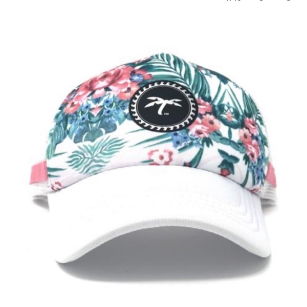 TRAPICAL®️Roxy Flower Snapback Cap Hat
